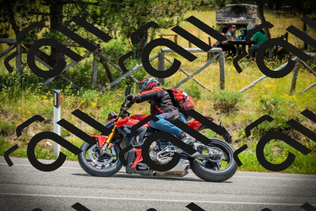 202506211230-DSC02667_c1_