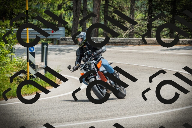 202506211254-DSC02800_c1_