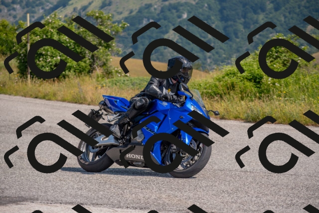 202506211022-DSC_3205_c4_