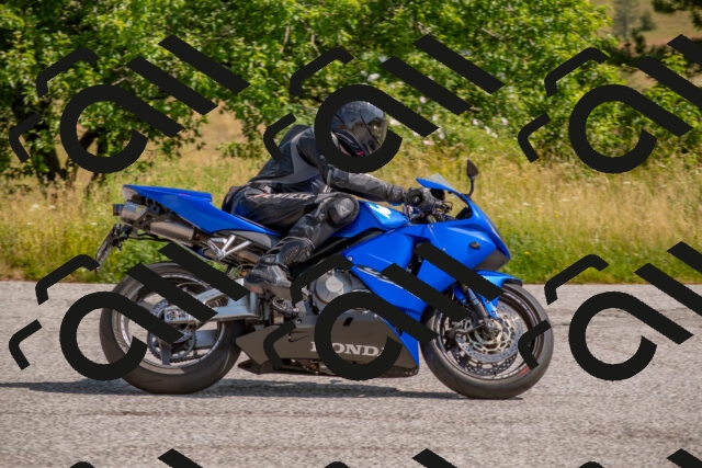 202506211022-DSC_3207_c4_