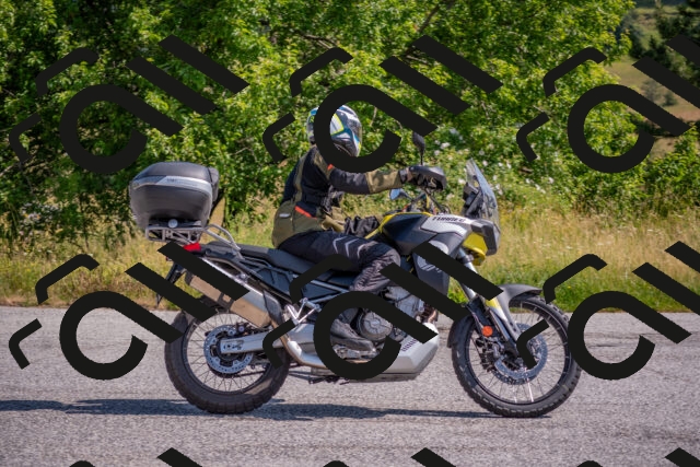 202506211025-DSC_3229_c4_