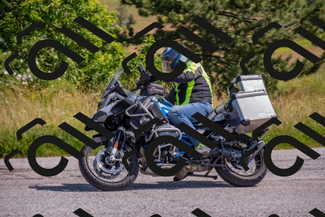 202506211033-DSC_3264_c4_