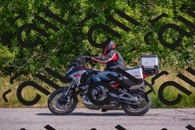 202506211034-DSC_3272_c4_