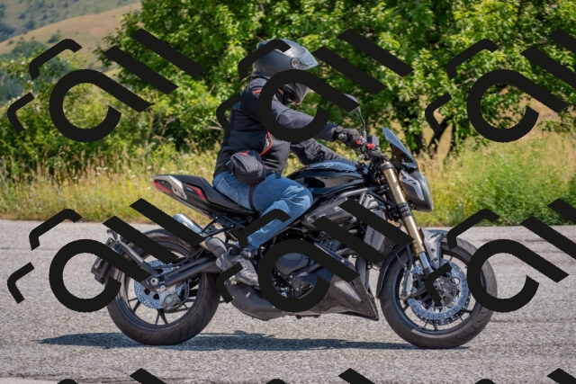 202506211036-DSC_3275_c4_