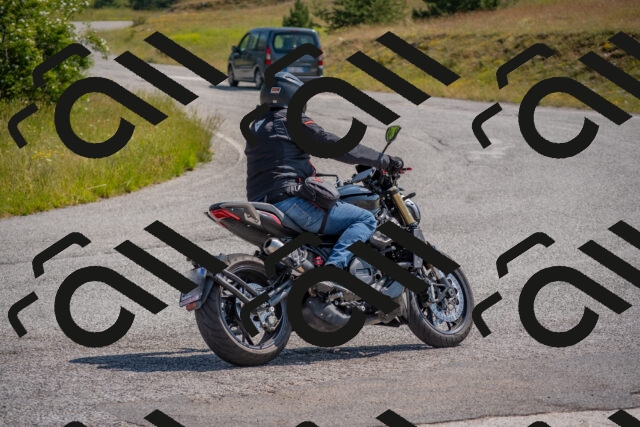 202506211036-DSC_3276_c4_