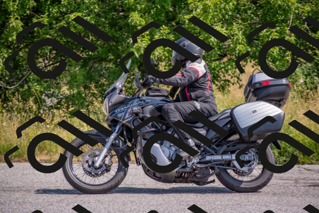 202506211037-DSC_3283_c4_