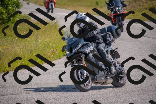 202506211037-DSC_3285_c4_