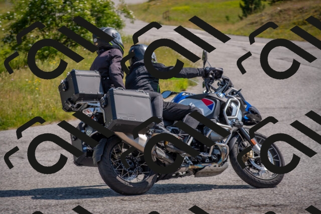 202506211038-DSC_3301_c4_