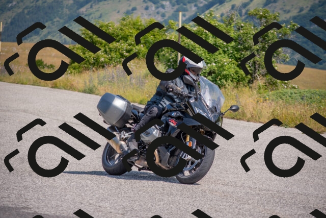 202506211039-DSC_3307_c4_