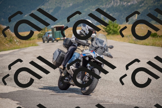 202506211042-DSC_3316_c4_