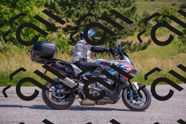 202506211105-DSC_3440_c4_