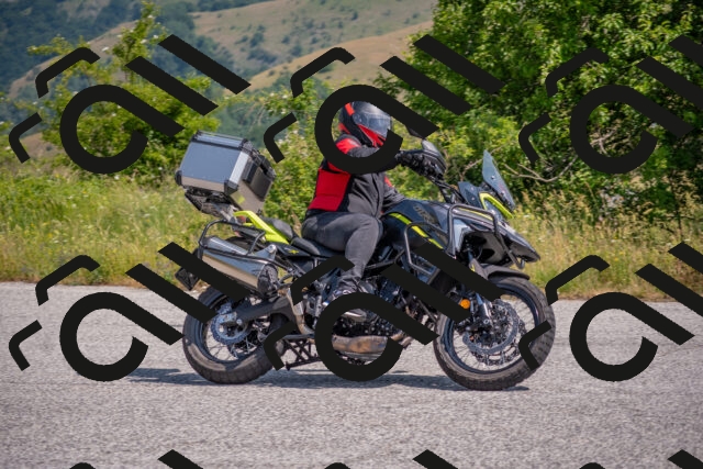 202506211107-DSC_3454_c4_