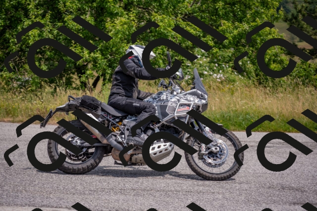 202506211201-DSC_3756_c4_