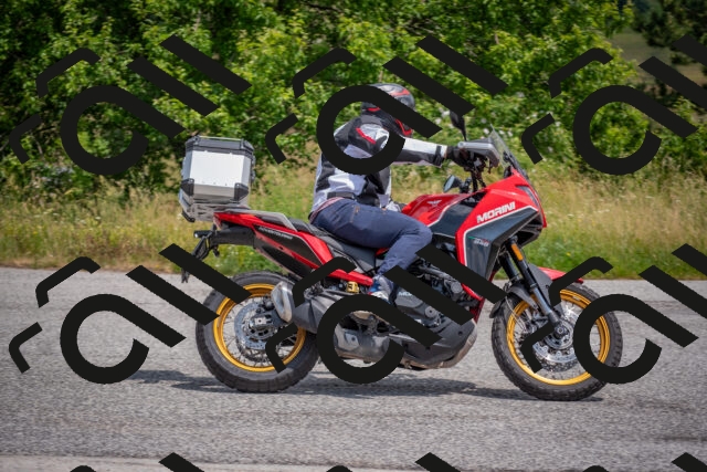 202506211201-DSC_3758_c4_