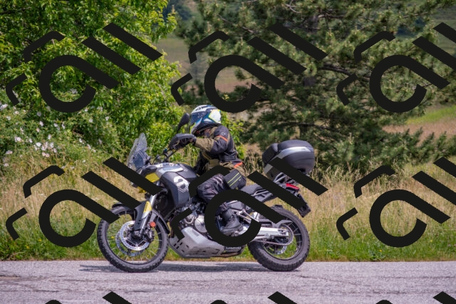 202506211201-DSC_3767_c4_