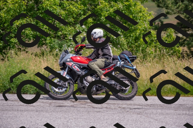 202506211201-DSC_3770_c4_