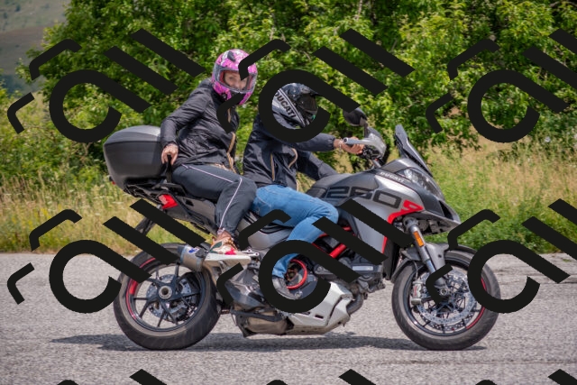 202506211203-DSC_3802_c4_