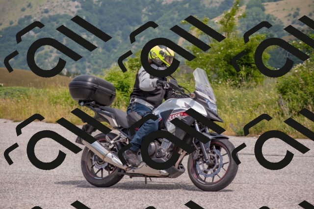 202506211208-DSC_3847_c4_