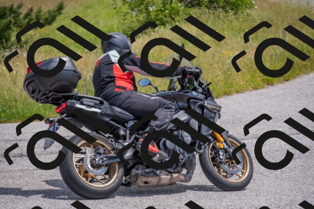 202506211214-DSC_3900_c4_