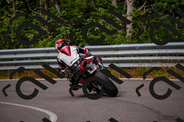 202506220959-DSC_3579_d2_