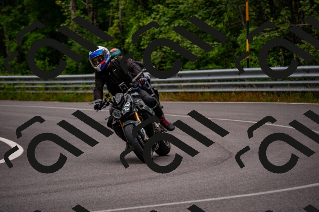 202506221028-DSC_3702_d2_