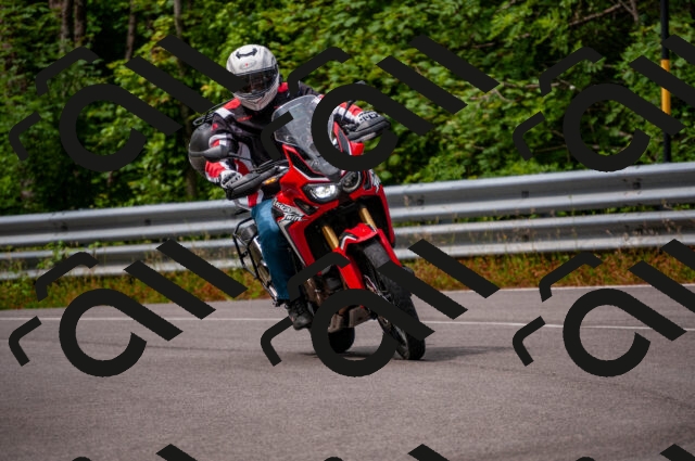 202506221102-DSC_3853_d2_