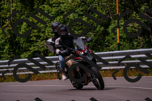 202506221108-DSC_3871_d2_