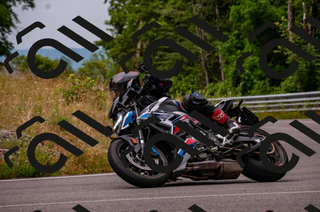 202506221108-DSC_3876_d2_