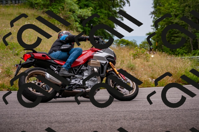 202506221133-DSC_4050_d2_