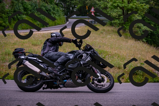 202506221141-DSC_4085_d2_