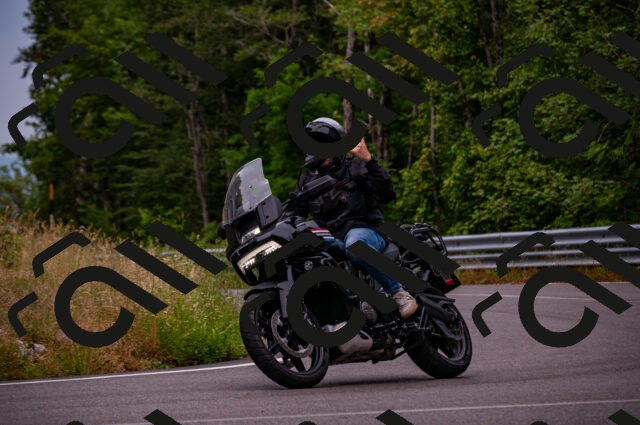 202506221154-DSC_4115_d2_