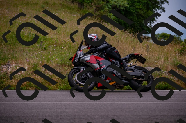 202506221201-DSC_4169_d2_