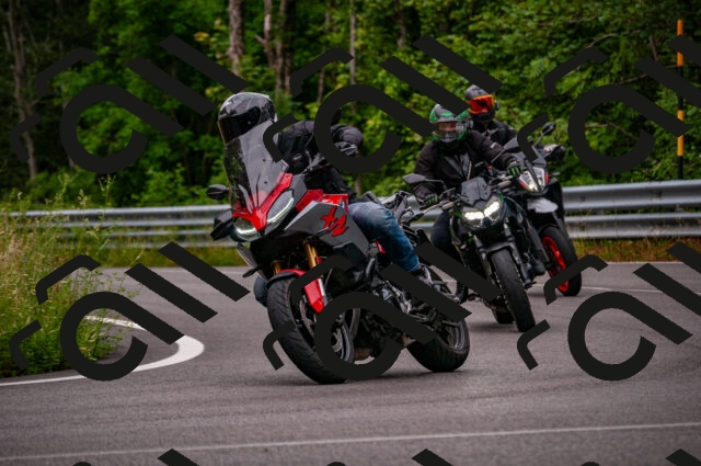 202506221211-DSC_4236_d2_