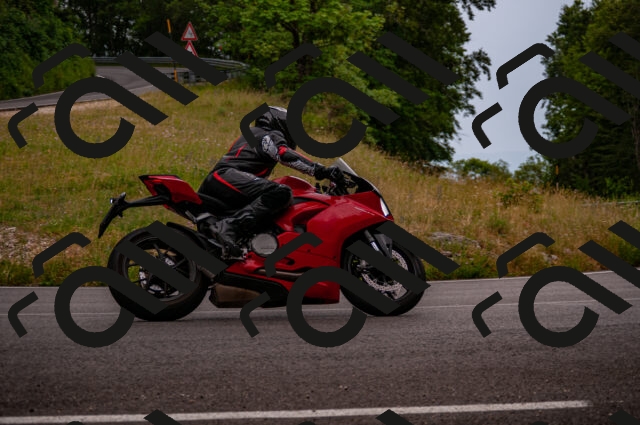 202506221215-DSC_4254_d2_