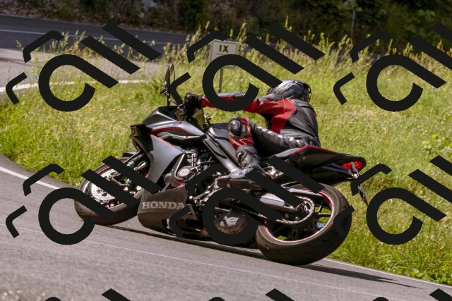 202506211051-_DSC0111_d1_