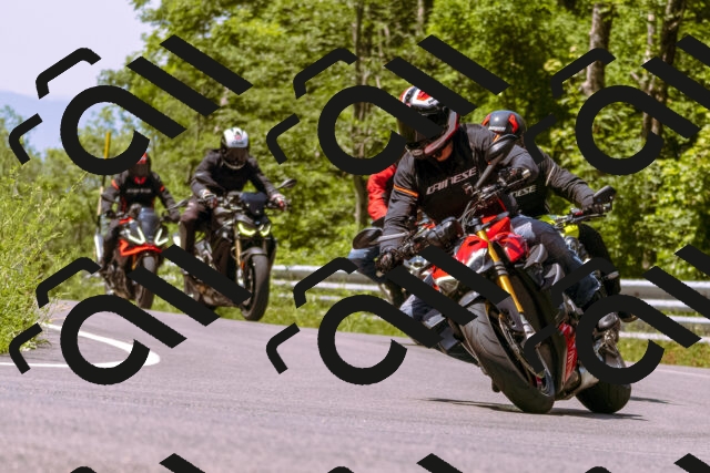 202506211140-_DSC0321_d1_