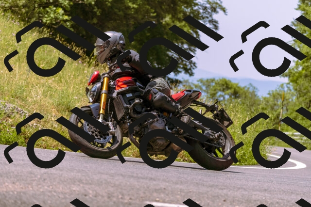 202506211141-_DSC0342_d1_