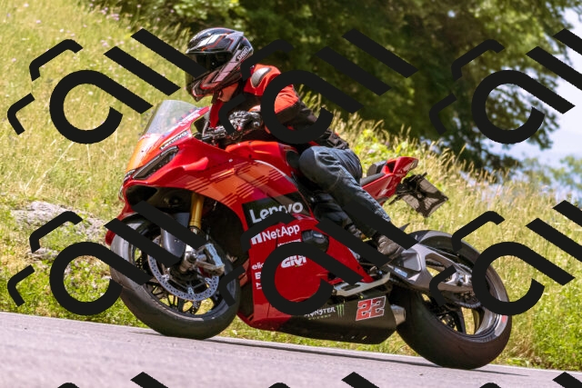 202506211155-_DSC0433_d1_