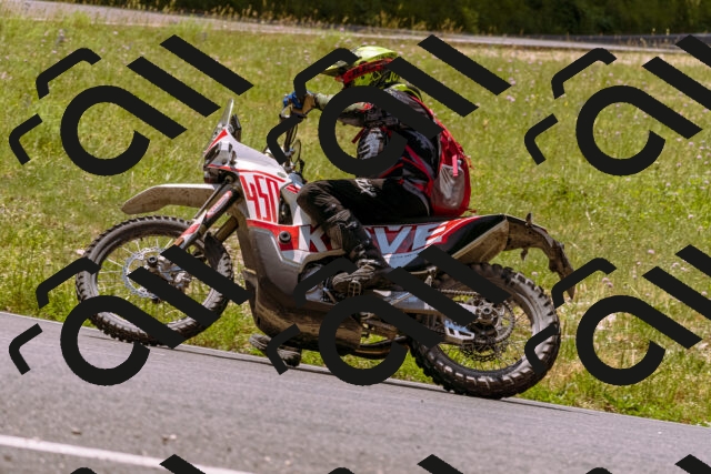 202506211212-_DSC0493_d1_