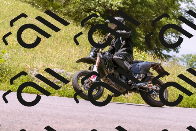 202506211214-_DSC0502_d1_