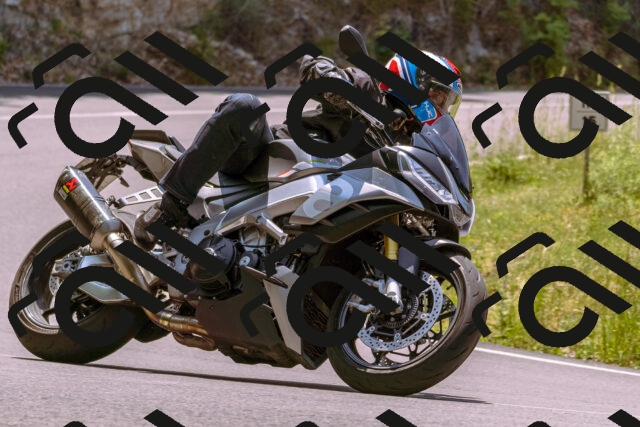 202506211239-_DSC0532_d1_