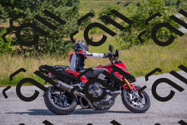 202506221044-DSC_4450_c4_