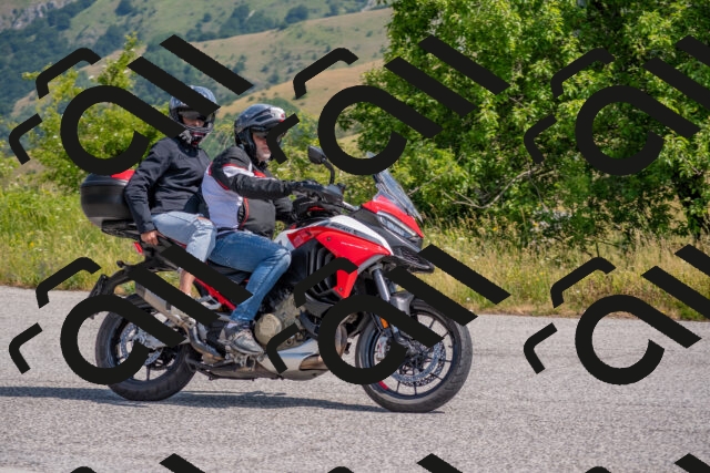 202506221052-DSC_4519_c4_