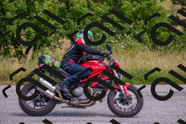 202506221140-DSC_4824_c4_