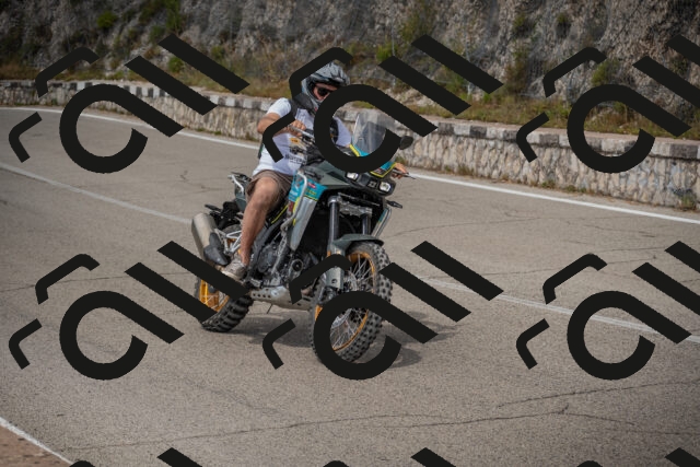 20250629111907-_5005017_am_