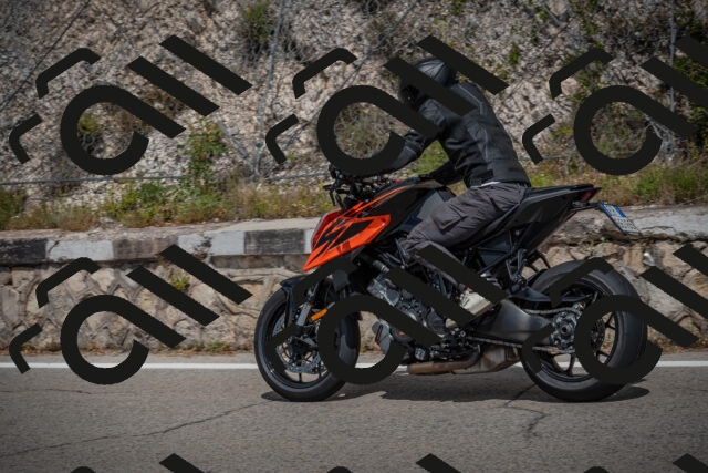 20250629112802-_5005069_am_