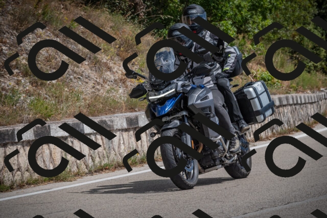 20250629113209-_5005077_am_