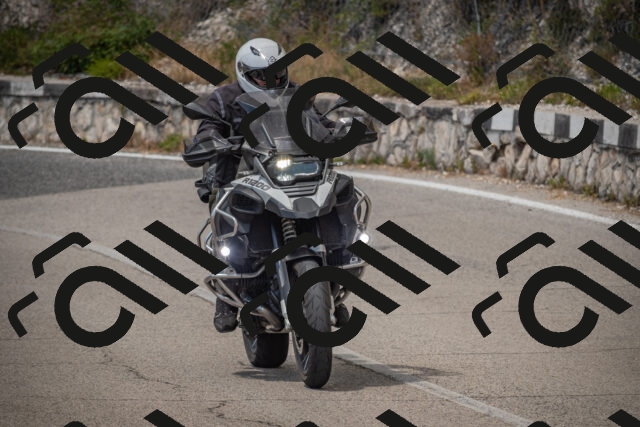 20250629114208-_5005138_am_