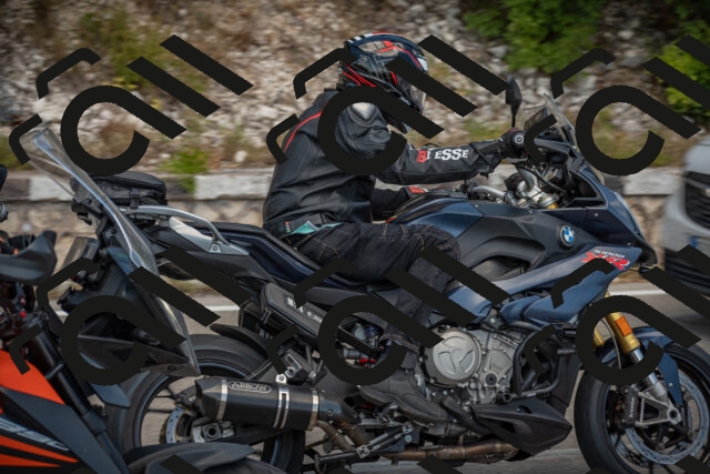 20250629123332-_5005216_am_