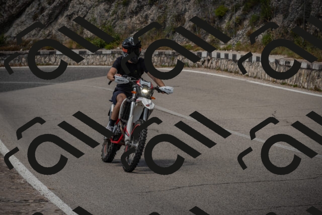 20250629123600-_5005232_am_